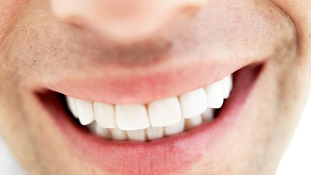 Unveiling the Brilliance: A Guide to Crest Whitening Strips